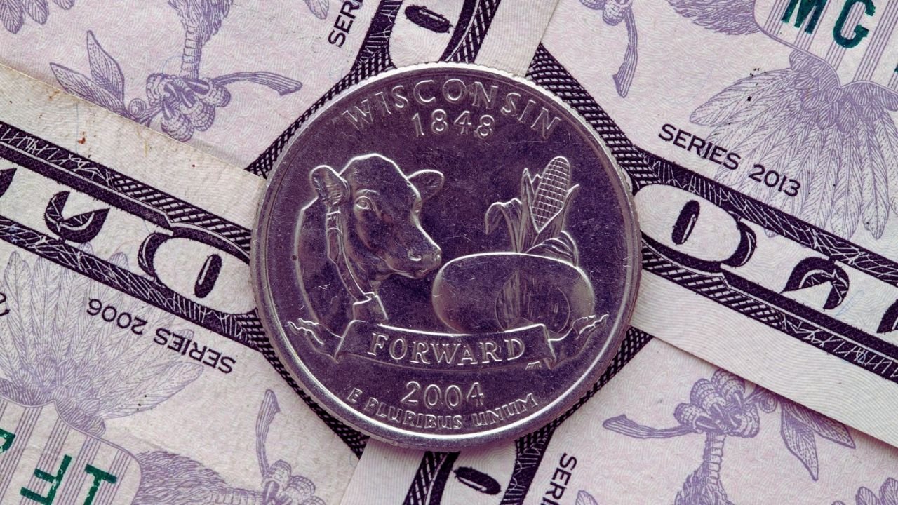 This 2004 Wisconsin Quarter With an Extra Leaf Could Be in Your Wallet